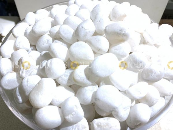 Natural - Non Polished Pebbles 5mm-10mm, premium quality - White (1kg Pack)
